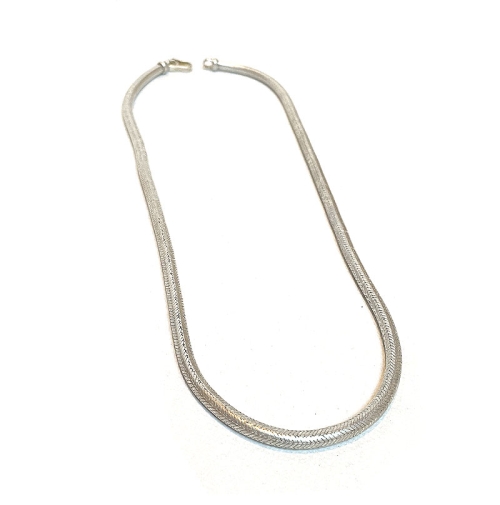 SARPA, collier ancien